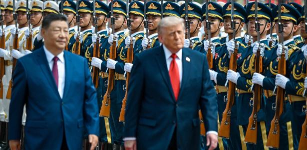 Trump e Xi trocam pressão e afagos em Pequim