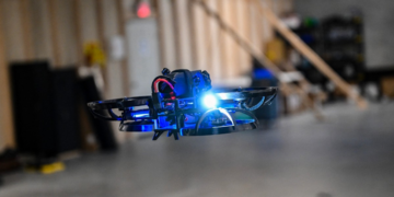EUA testam drones que podem neutralizar atiradores em escolas em menos de 1 minuto