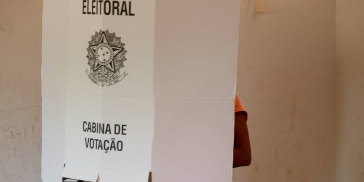 Datafolha divulga nesta sexta nova pesquisa sobre eleição presidencial