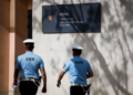 Crianças francesas de 4 e 5 anos são encontradas sozinhas em estrada de Portugal; mãe e padrasto são presos