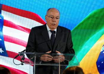 Itamaraty pede a embaixador solução para rombo bilionário deixado por gigante coreana
