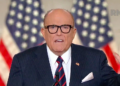Ex-prefeito de Nova York Rudy Giuliani está internado em 'estado crítico'
