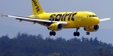 Após cancelar voos e encerrar operações, Spirit diz que maioria dos clientes foi reembolsada