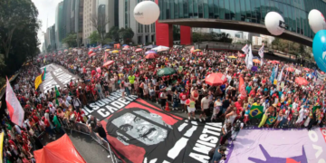 Por que as pessoas de esquerda têm uma saúde mental pior do que as de direita?