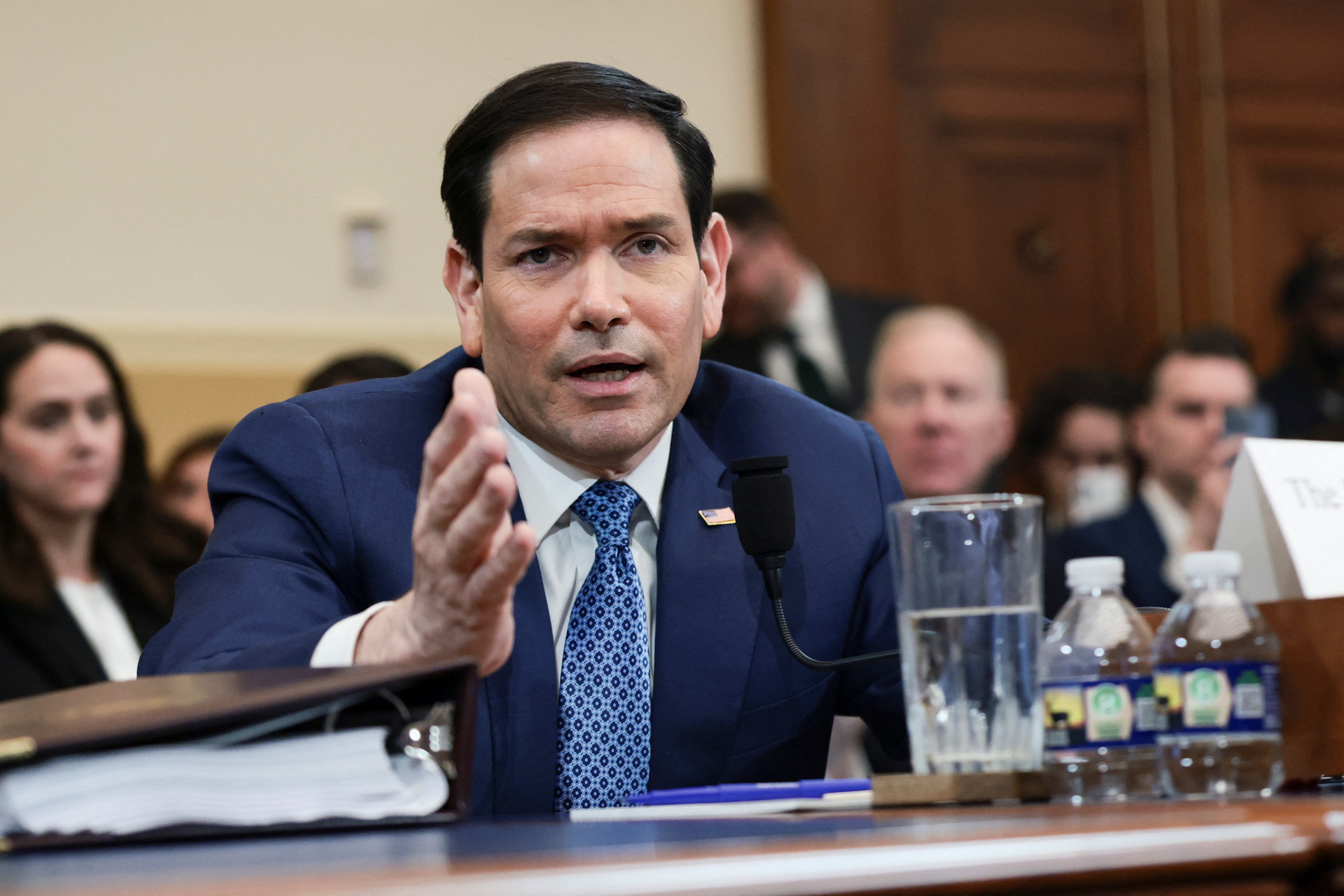 Rubio fala sobre desbloqueio de ajuda dos EUA à Ucrânia e alerta para risco de escalada na guerra contra Rússia
