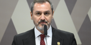 Diretor da PF vê 'equívoco' em classificar facções como terroristas e pede prisão de foragidos nos EUA