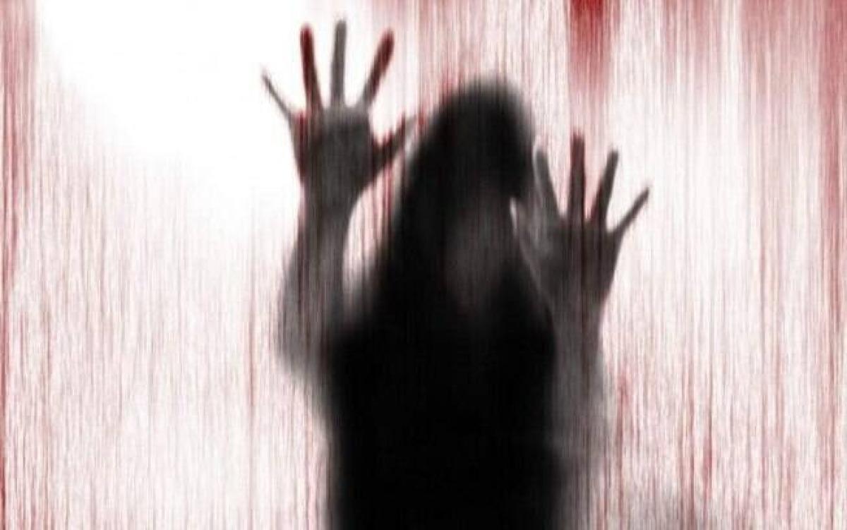 Mulher de 26 anos é enforcada e morta com arame farpado em Poxoréu