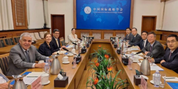 Por que a cúpula do Superior Tribunal Militar do Brasil viajou para a China?