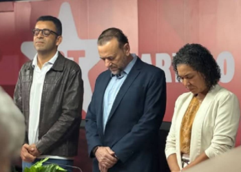 PT lança carta a evangélicos, critica 'manipulação da fé' e acena a igrejas