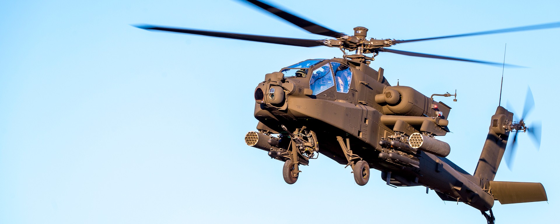 Drone marítimo resgatou pilotos de helicóptero abatido; operação é a 1ª com esse tipo de equipamento