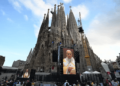 FOTOS: Papa reza missa na Sagrada Família para abençoar a torre que tornou a igreja a mais alta do mundo