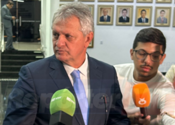Dilmar detona Wellington por defender paralisação das obras: "Só sabe criticar"