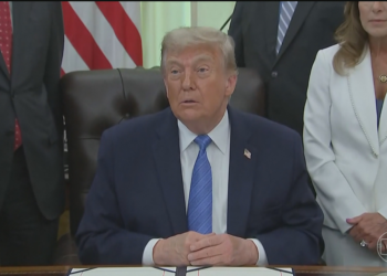 Estados Unidos planejaram operação terrestre para capturar urânio do Irã, diz TV