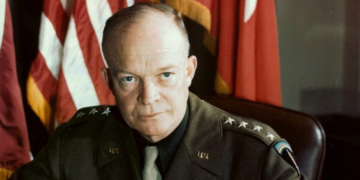 “Os olhos do mundo estão sobre vocês”: leia a mensagem de Eisenhower antes do Dia D