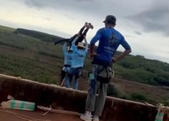 Mulher morre após ser lançada em rope jump; vídeo