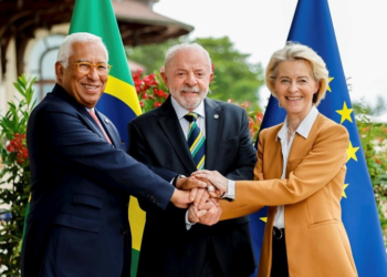 Lula discute veto à carne brasileira com líder da União Europeia e presidente da Comissão Europeia