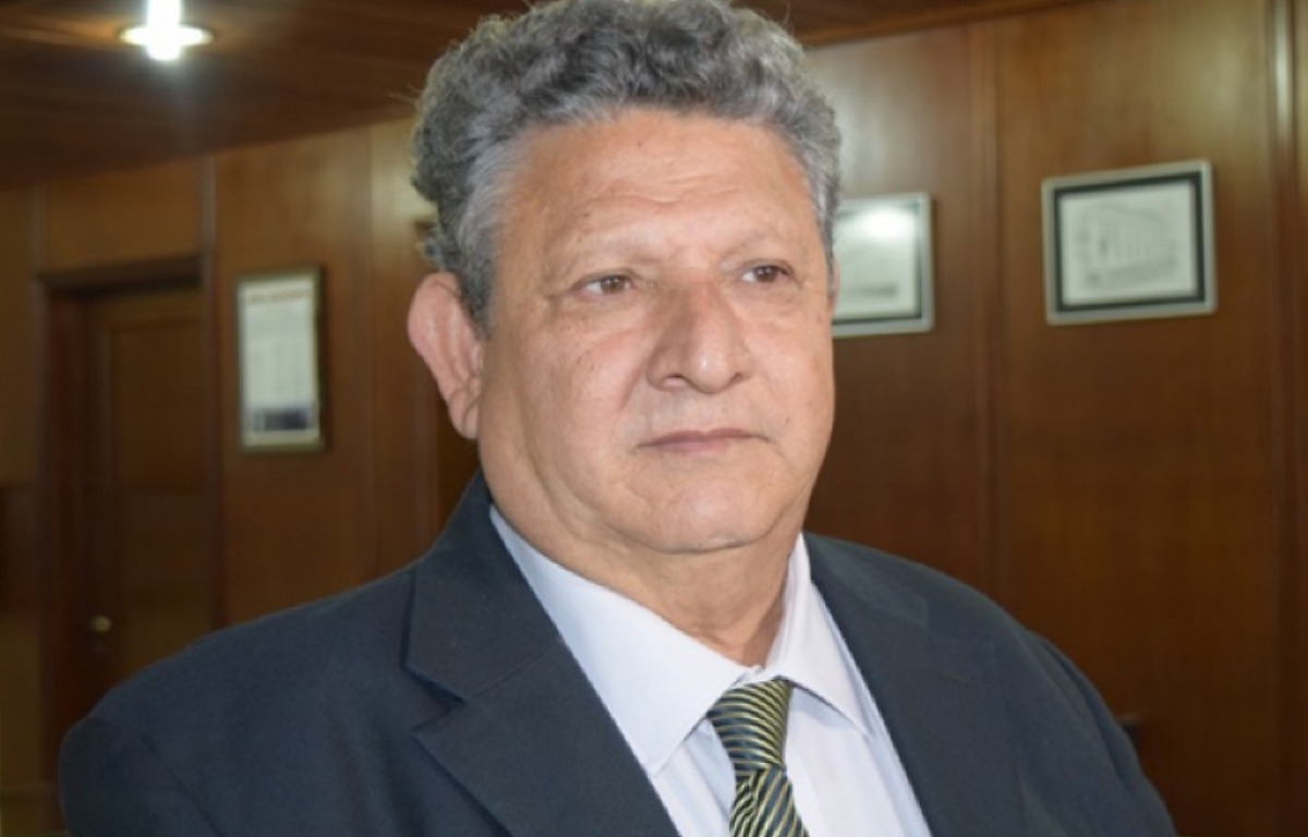 Sob o risco de perder o cargo, desembargador investigado por venda de sentenças se aposenta com salário de R$ 57 mil