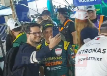 Fãs tietam pilotos da Stock Car no autódromo internacional de Cuiabá; vídeo
