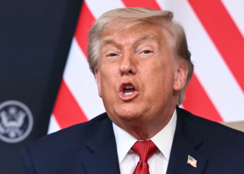 Senado dos EUA aprova resolução e impede Trump de fazer novos ataques ao Irã sem aprovação do Congresso