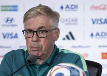 Cansado, Ancelotti diz que espera manter curva de crescimento da seleção