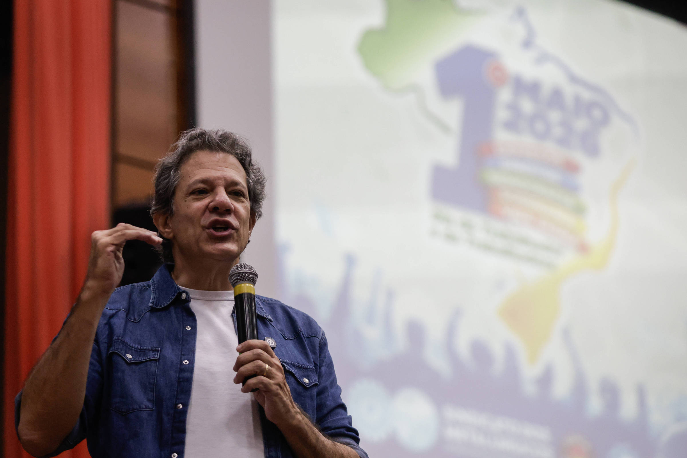Frente a Frente, programa da Folha e do UOL, entrevista Fernando Haddad nesta segunda