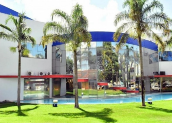 Prefeitura de Sorriso compra R$ 1,6 milhão em livros infantis sem licitação de única autora de Sinop