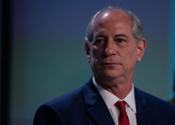 Ciro Gomes diz que não viu vídeo de Michelle: 'Problema do PL nacional'