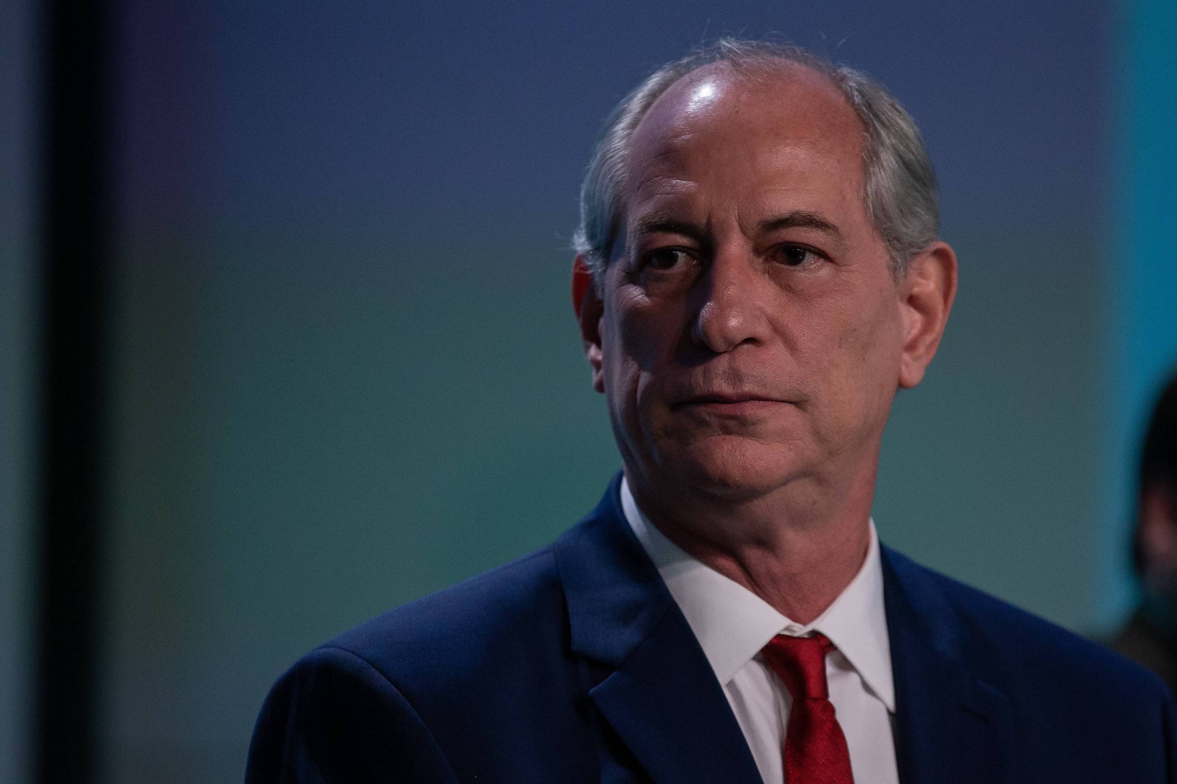 Ciro Gomes diz que não viu vídeo de Michelle: 'Problema do PL nacional'