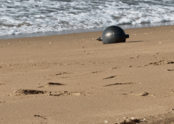Agência espacial da Austrália aponta origem de 'bolas espaciais' em praias