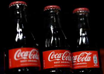 Tesla, Coca-Cola e Nestlé pedem que EUA não adotem tarifas sobre produtos brasileiros