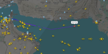 Boeing 737 desaparece do radar perto de Karachi, no Paquistão; dados de radar indicam que aeronave caiu no mar