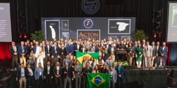 Acton University: com brasileiros, evento conservador discute ameaças à liberdade