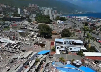 Sobe para 3.889 número de mortos por terremotos na Venezuela