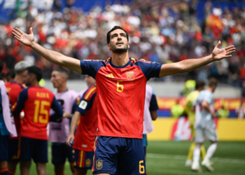 "É surreal que isso aconteça comigo em dois jogos seguidos", diz Merino