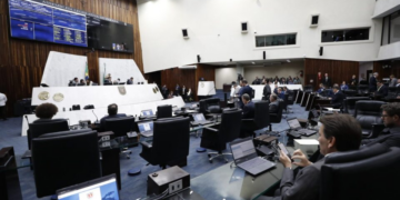 Conservadores mudam estratégia para melhorar controle de conteúdo escolar