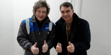 Milei diz que viajará ao Brasil para apoiar a candidatura de Flávio Bolsonaro