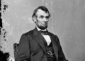 Quem foi o médico que tentou salvar Abraham Lincoln após o atentado?