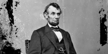 Quem foi o médico que tentou salvar Abraham Lincoln após o atentado?