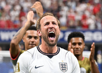 Tuchel diz que Kane está 'cada vez melhor' após atacante salvar a Inglaterra na Copa
