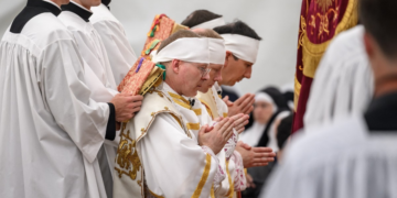 Grupo ultraconservador excomungado pelo Vaticano recorre da decisão