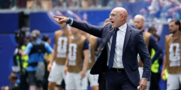 Católico, técnico da Espanha na Copa do Mundo encontra força na oração