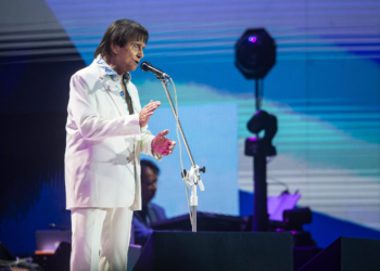 O que é a cirurgia na vesícula pela qual passará o cantor Roberto Carlos
