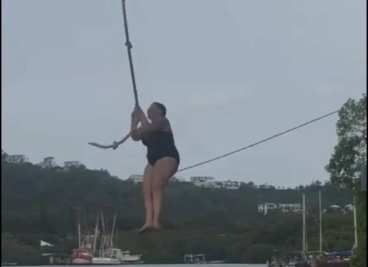 VÍDEO: Mulher sofre lesão genital durante salto em cruzeiro no Caribe e tem de pagar R$ 250 mil por socorro