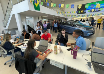 Move Brasil aumenta procura por carros, mas aprovação de crédito dificulta vendas nas concessionárias