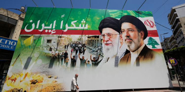Funeral de Ali Khamenei: relembre quem foi o aiatolá que governou o Irã com mão de ferro