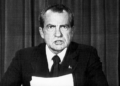 “Lamento profundamente quaisquer danos”: renúncia de Nixon faz aniversário