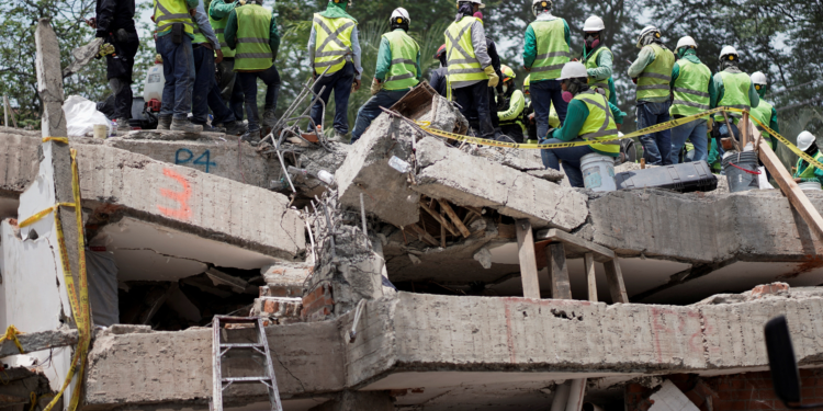 Terremoto na Colômbia: número de mortos sobe para 294; presidente pede suspensão de tarifas a Trump