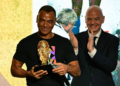 Cafu sai em defesa de Gianni Infantino e ganha apoio de Roberto Carlos