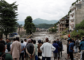 'Salvo por uma mangueira': sobreviventes relatam como escaparam da avalanche devastadora no Nepal
