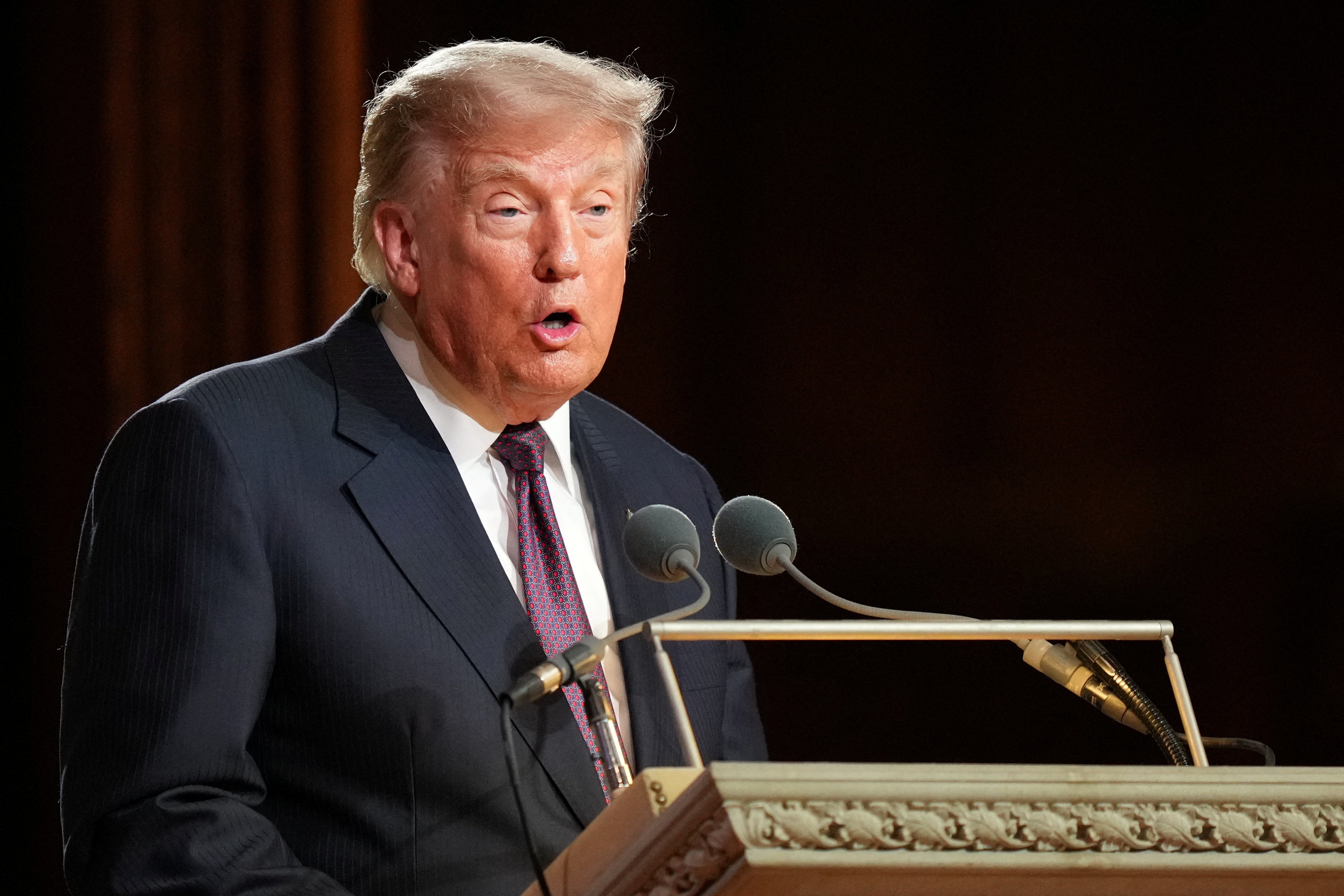Trump compara crise migratória que ocorre em Ceuta, na Espanha, a governo de Joe Biden